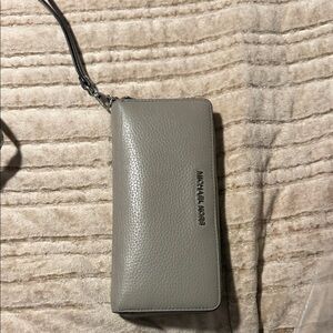 Michael Kors Pebble Gray Wristlet Wallet